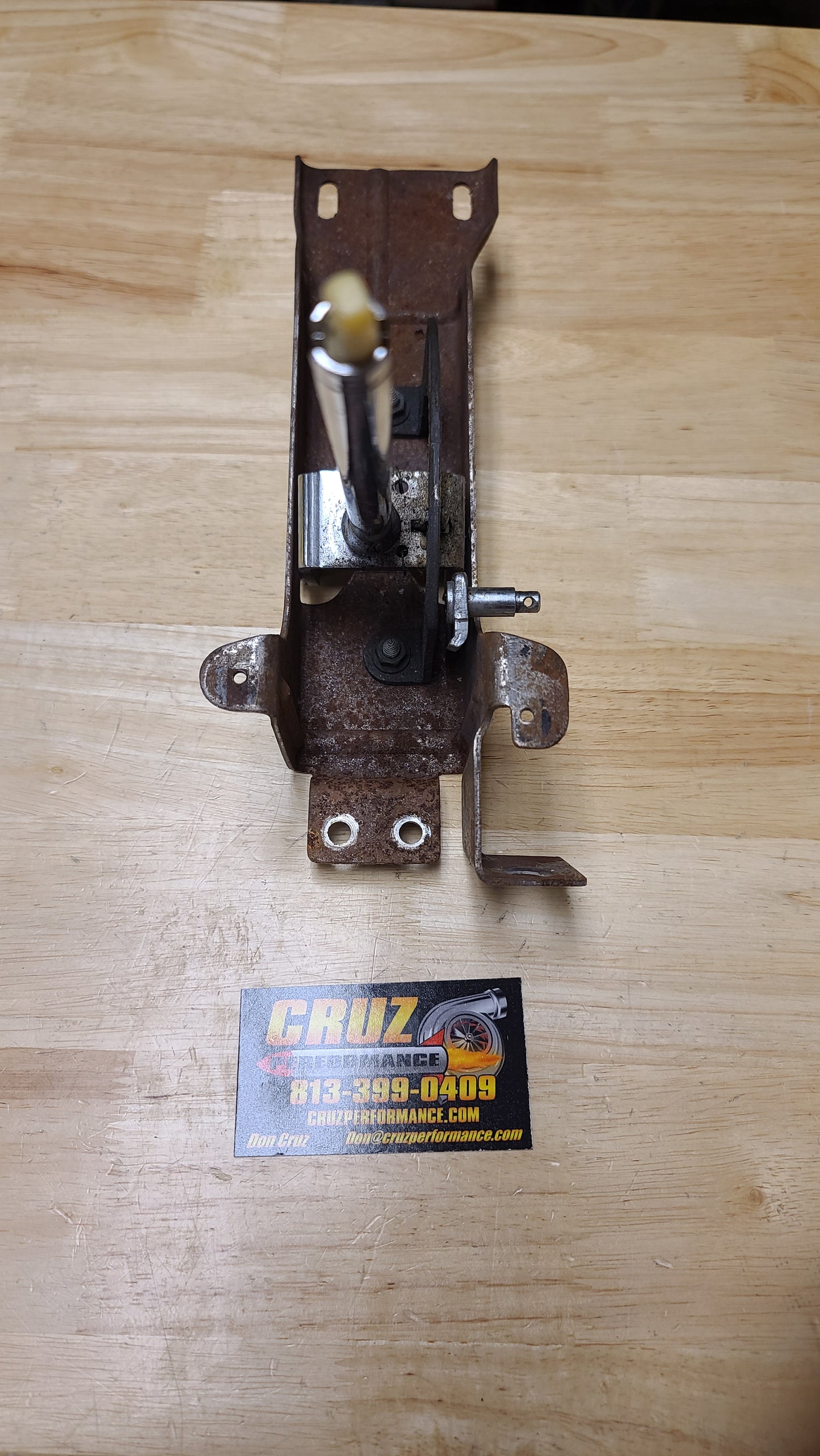 83-87 Regal Shifter Mechanism Top Top.jp